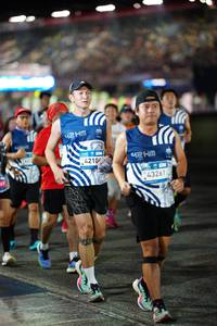 BIB: 43261, 4210, 2011
                            <button type="button" onclick="openModal(22923017)" class="btn btn-primary btn-sm float-right btn-popup" data-toggle="modal" data-target=".modal-high-quality">
                        <i class="fas fa-shopping-cart"></i> Add to Cart
                    </button>
                                            <button type="button" onclick="isThisMe(22923017, true)" class="btn btn-success btn-sm float-right btn-popup btn-isme hidden" data-toggle="tooltip" data-placement="bottom" title="นี่คือรูปของคุณใช่ไหม คลิกที่นี่เพื่อเอาเข้าอัลบั้ม">
                        <i class="fas fa-plus"></i> Add to album
                    </button>
                    <button type="button" onclick="isThisMe(22923017, false)" class="btn btn-warning btn-sm float-right btn-popup btn-isnotme hidden">
                        <i class="fas fa-ban"></i> Remove from album
                    </button>